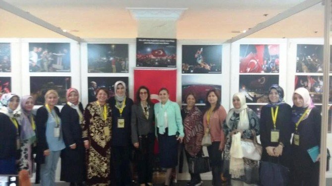 Düzce Belediyesi Müslüman kadınlar zirvesinde