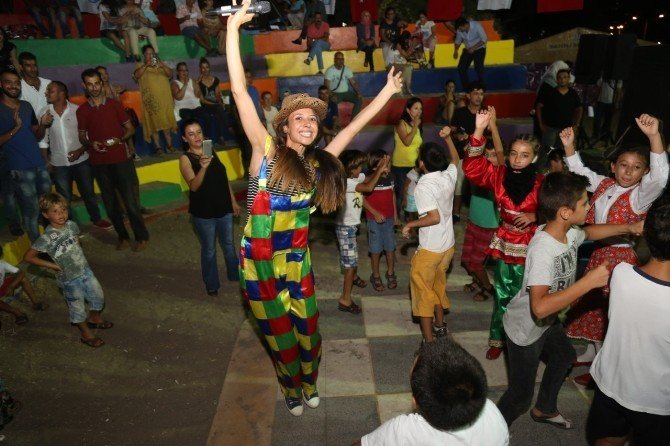 ’Mutlu Çocuklar Mutlu Mezitli’ final gösterisi düzenlendi