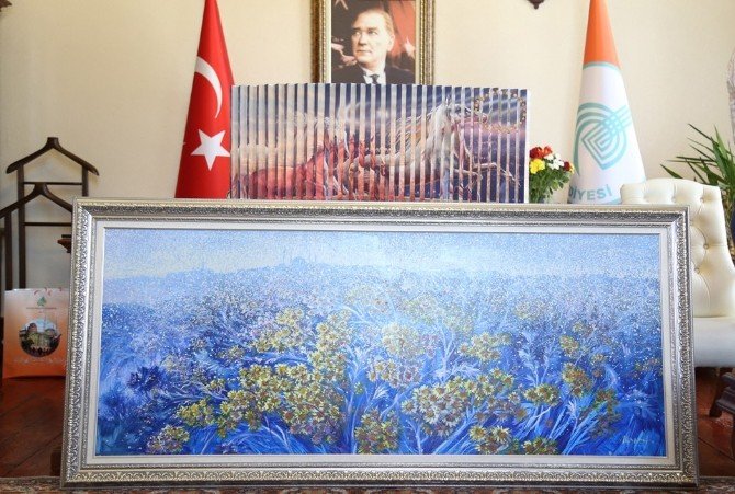 Ünlü ressam Nalbantis, dünyanın ilk dört boyutlu resmini Gürkan’a hediye etti