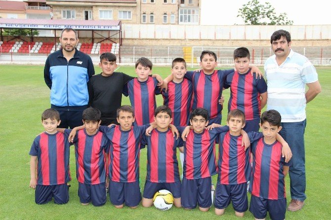 Nevşehir’de Mini Minikler U11 Futbol Turnuvası Başladı