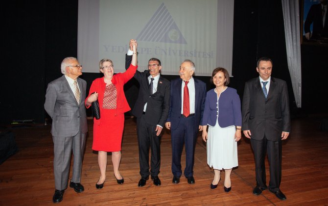 Türkiye'nin dünyaca ünlü iki profesörü bir arada