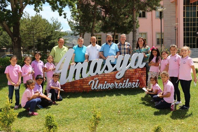 Fatih İlkokulu Öğrencilerinden Oyuncak Ve Kitap Kampanyasına Destek