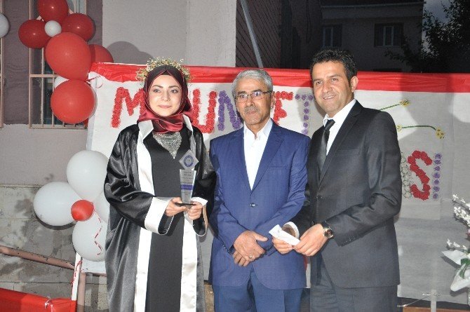 Bozüyük Fen Lisesi’nde Mezuniyet Töreni