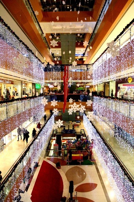 Varlıbaş AVM, 2017 yılında önemli markaları Trabzon’a getiriyor