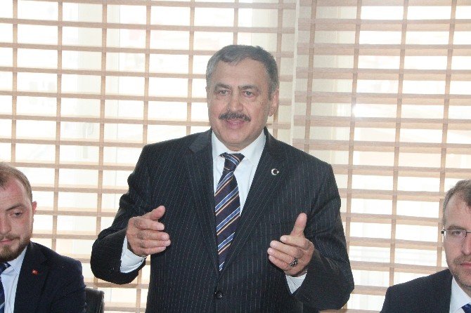 Bakan Eroğlu: “Makamlar Sürekli Değil”