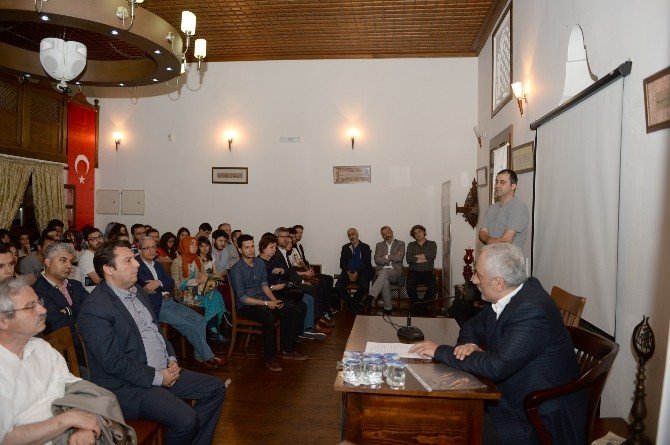 Prof. Dr. Ahmet Cevizci Yad Edildi