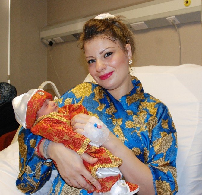 Osmanlı şehzadesi dünyaya geldi