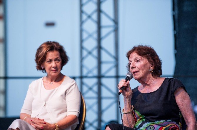 Kanuni Sultan Süleyman’ın torunları dedelerini anmak için Zigetvar’a geldi