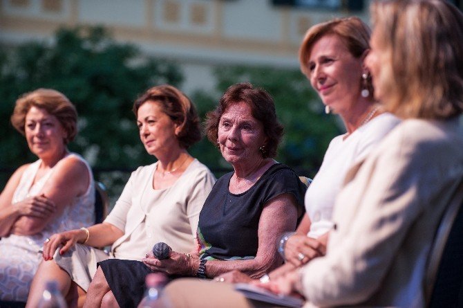 Kanuni Sultan Süleyman’ın torunları dedelerini anmak için Zigetvar’a geldi