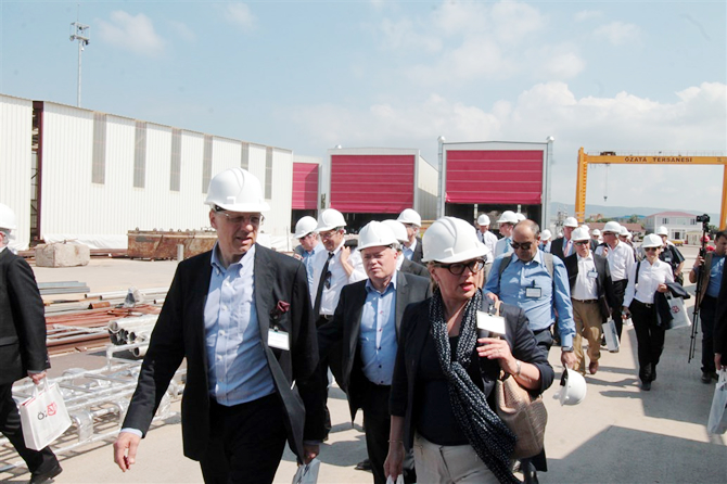 ozata6-002.jpg ozata6-002.jpg