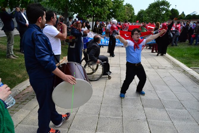 Engelliler için asker uğurlama töreni