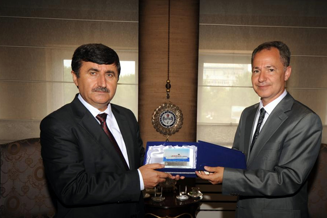 piri_trabzon_1.jpg piri_trabzon_1.jpg