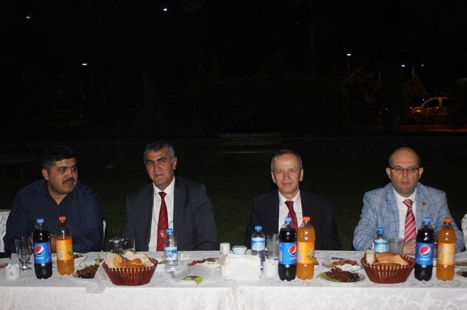 OKÜ Rektörü Prof. Dr. Büyükalaca, Basın Mensuplarına İftar Programı Düzenledi