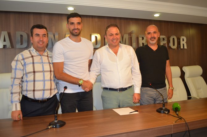 Kaleci Emrullah Şalk Adana Demirspor'da kaldı
