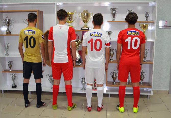 Balıkesirspor'dan yeni sezona yeni forma