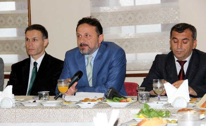 Rektör Remzi Gören: Bugün petrol ne kadar kıymetliyse, yakın gelecekte su da o kadar kıymetli olacak