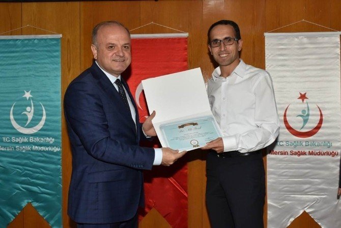 Mersin’de Yılın Hekimleri Ödüllerini Aldı