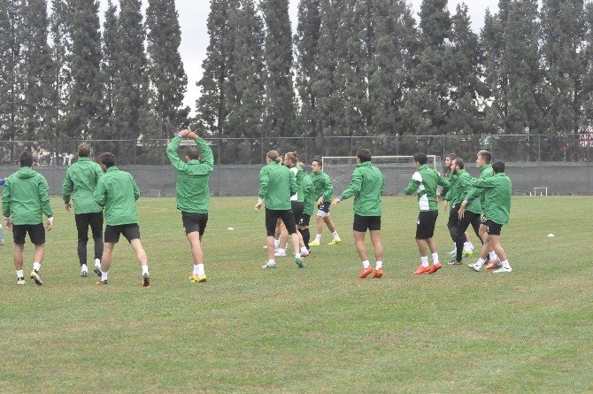 Sakaryaspor, Denizli Büyükşehir Belediyespor maçı hazırlıklarına başladı