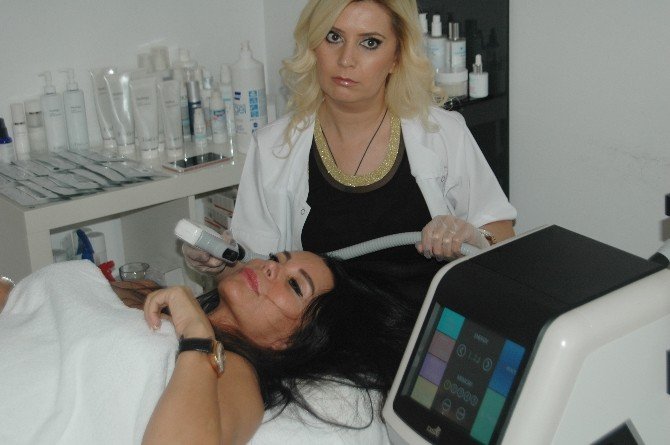 Serpil Çakmaklı güzellik sırlarını İHA ile paylaştı