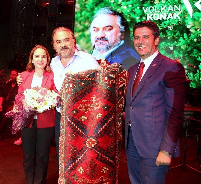 Antalya Volkan Konak’la Coştu