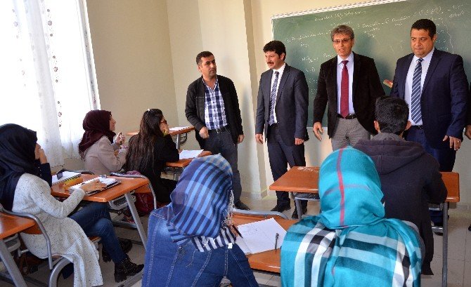 FETÖ’den kapatılan dershane binasında ücretsiz eğitim