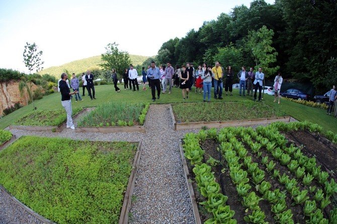 Bahadır Kul Mimarlık Bi Nevi Atölye Açılışını Gerçekleştirdi