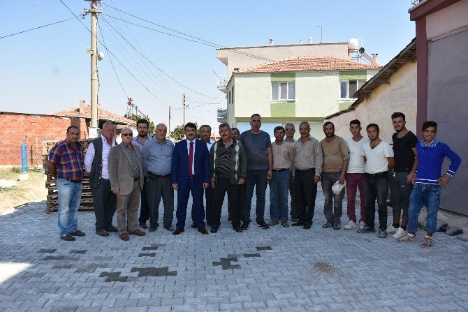 Başkan Çelik Karaoğlanlı’daki çalışmaları inceledi