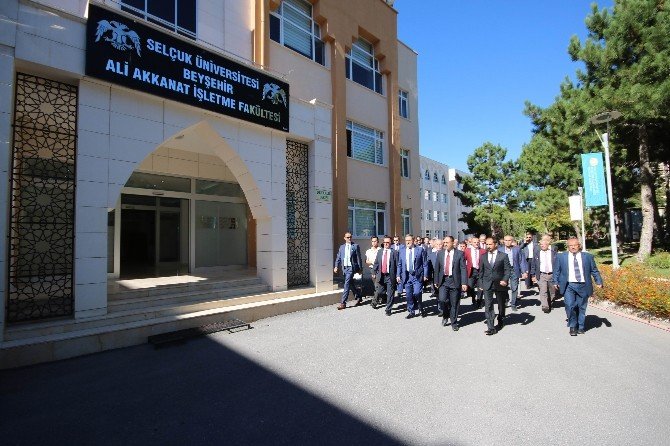 SÜ Beyşehir Ali Akkanat Kampüsü’nde yeni akademik yıl açılışı