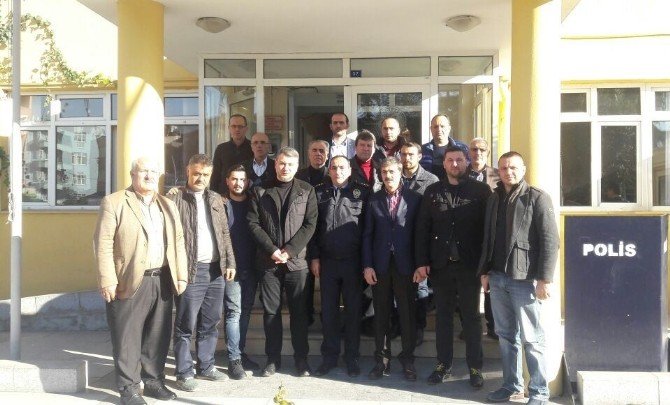 Başkan Alemdar Serdivan ilçe Emniyet Müdürüne taziye ziyareti