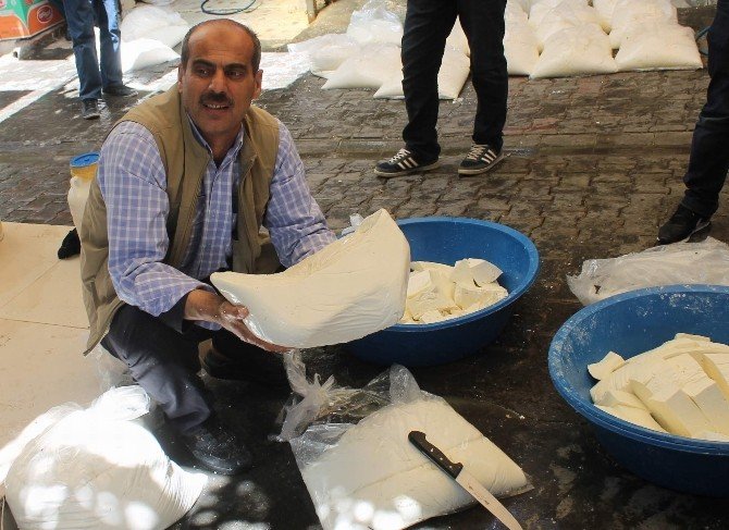 Siirt’te ’Otlu Peynir’ Yapımı Başladı