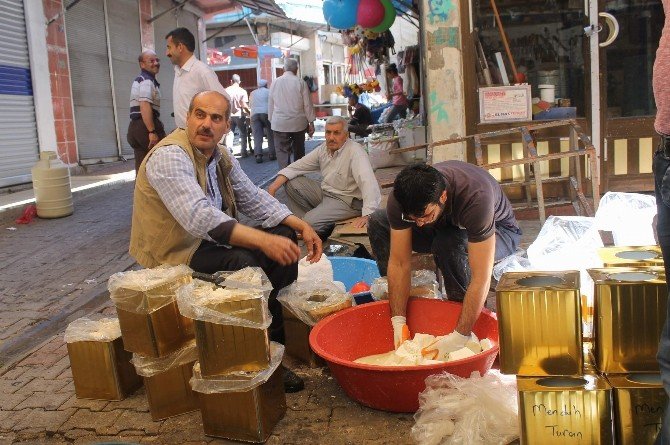 Siirt’te ’Otlu Peynir’ Yapımı Başladı