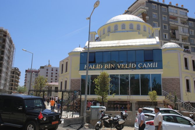 Halid Bin Velid Camii ibadete açıldı