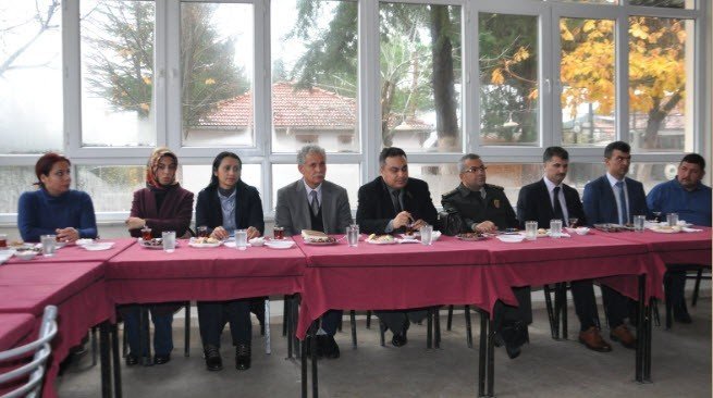 Simav Kaymakamı Halim, Beyce köyünde halk toplantısı yaptı