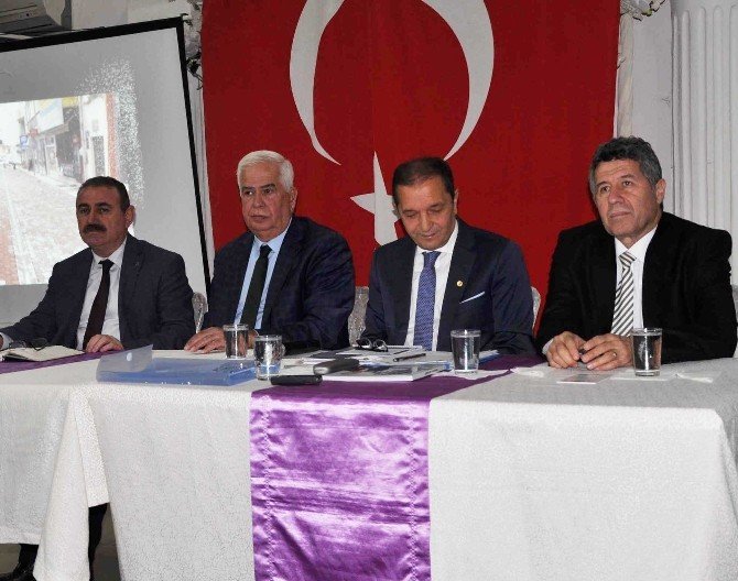 Başkan Ergül halk toplantısında yaptığı hizmetleri anlattı