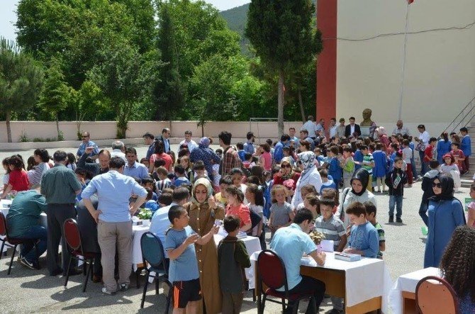 Kaymakam Soğukoluk’un "Kınalı Kuzu"su Kitap Setine Girdi