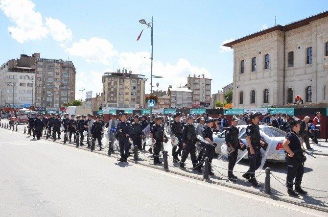 Sidemir İşçileri, Fabrikaya ’Kayyum’ İstiyor