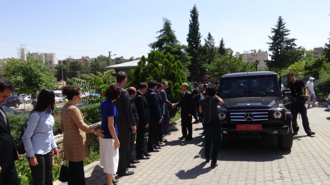 Mardin'e atanan Vali Mustafa Yaman görevine başladı