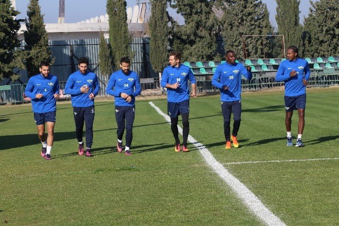 Akhisar Belediyespor, Osmanlıspor maçı hazırklarına başladı