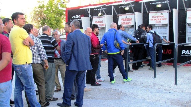 Gaziantepsporlu taraftardan Bursaspor maçına yoğun ilgi