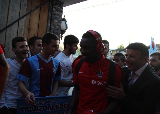 Trabzonspor’a Karabük’te coşkulu karşılama