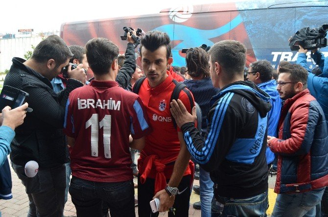 Trabzonspor’a coşkulu uğurlama