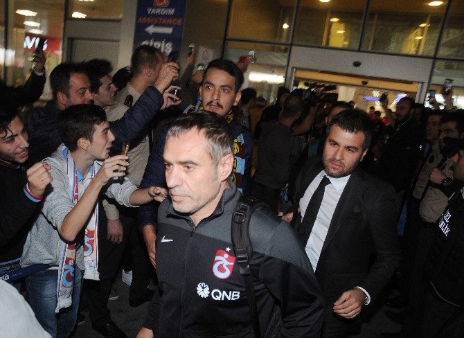 Trabzonspor, İstanbul’da yoğun ilgiyle karşılandı
