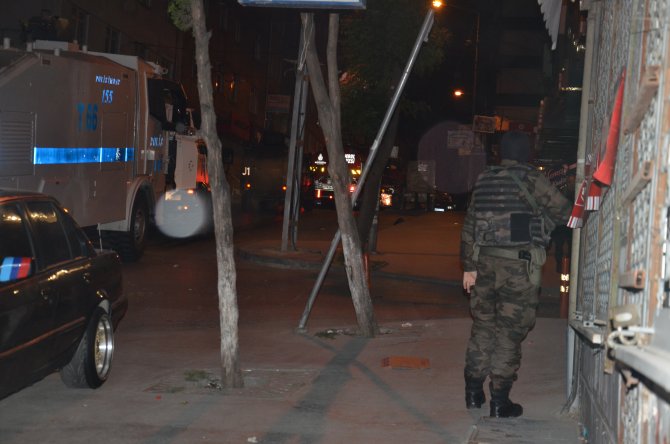 Gazi Mahallesi'nde helikopter destekli operasyon