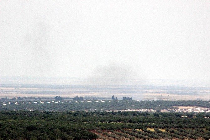 IŞİD Mevzileri Fırtına Obüs Topları Ve Tank Birlikleri Tarafından Vuruluyor