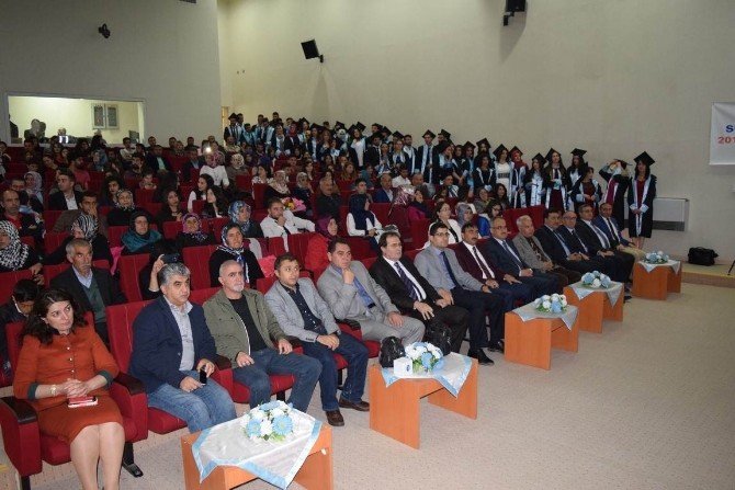 Susuz Meslek Yüksek Okulu İlk Mezunlarını Verdi