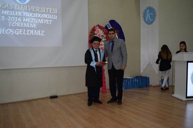 Susuz Meslek Yüksek Okulu İlk Mezunlarını Verdi