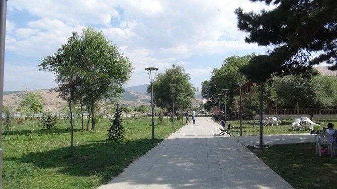 Tatvan’daki sahil parkının üçüncü etap çalışmaları başlayacak