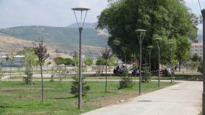 Tatvan’daki sahil parkının üçüncü etap çalışmaları başlayacak