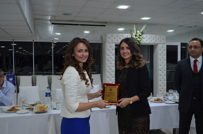 Tayini çıkan savcı ve hakime veda yemeği