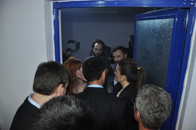 Resul Dindar Siyasilere Kızdı